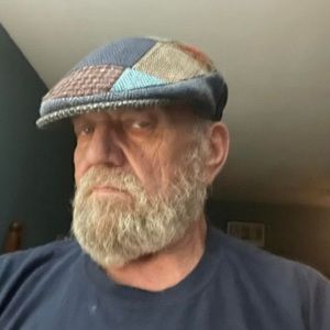 Meet your Posher, Gregory